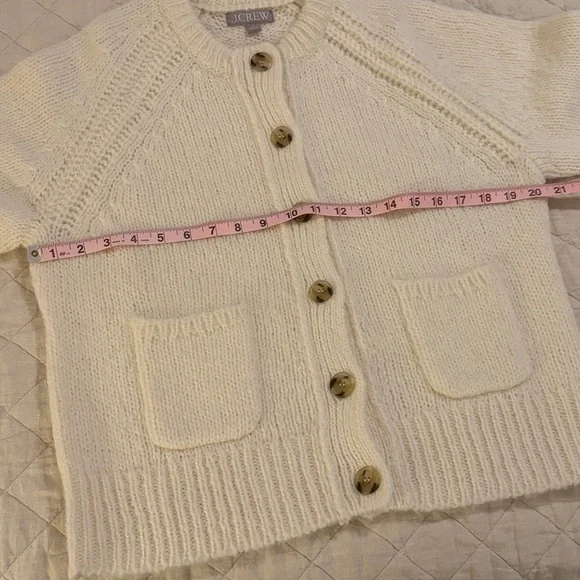 NWT J. Crew Raglan Cardigan in Ivory / Button-Up Cardigan with Patch Pockets - Picture 7 of 8